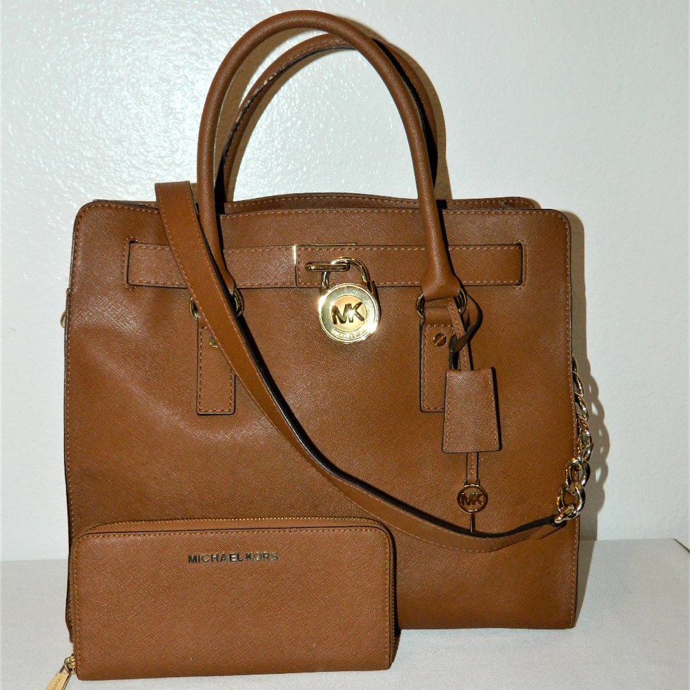 Michael Kors Hamilton Tote with Long Zip Wallet